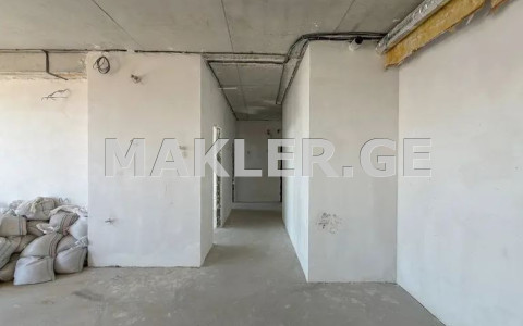  იყიდება 5 ოთახიანი  ბინა კრწანისში