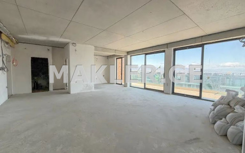  იყიდება 5 ოთახიანი  ბინა კრწანისში