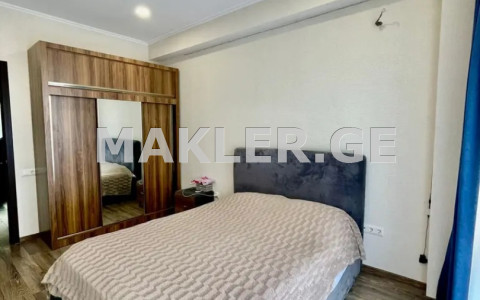  იყიდება 3 ოთახიანი  ბინა ვაკეში  პაატა დათუაშვილის ქუჩაზე 