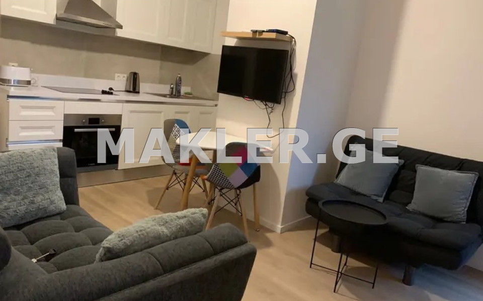  Продается 2 комнатная  Квартира в Ваке  на пр. И. Чавчавадзе 