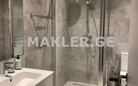  Продается 2 комнатная  Квартира в Ваке  на пр. И. Чавчавадзе 