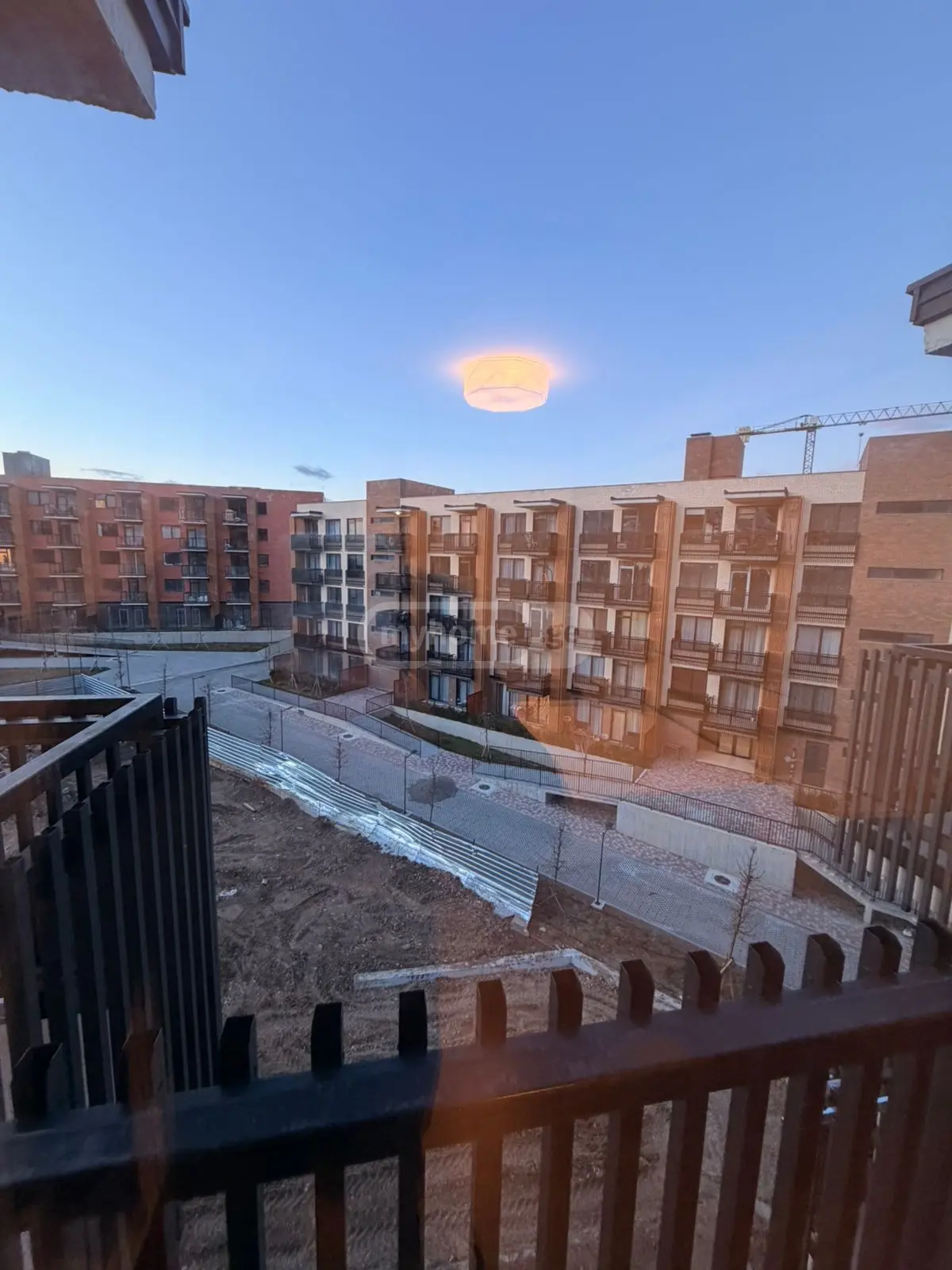  ქირავდება 2 ოთახიანი  ბინა ლისის ტბაზე  ავთო ვარაზის ქუჩა 