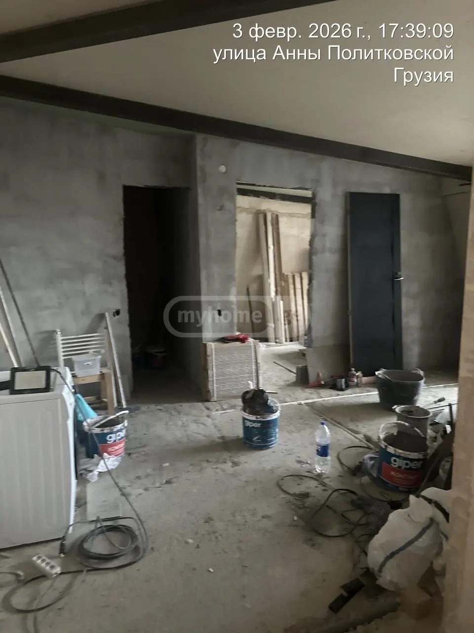  Продается 7 комнатная  Квартира в Ваке  на ул. А.Размадзе 