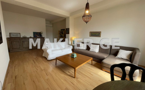  Kiralık 3   Daire in Mtatsminda dist. (Old Tbilisi)  in Chitadze st. 