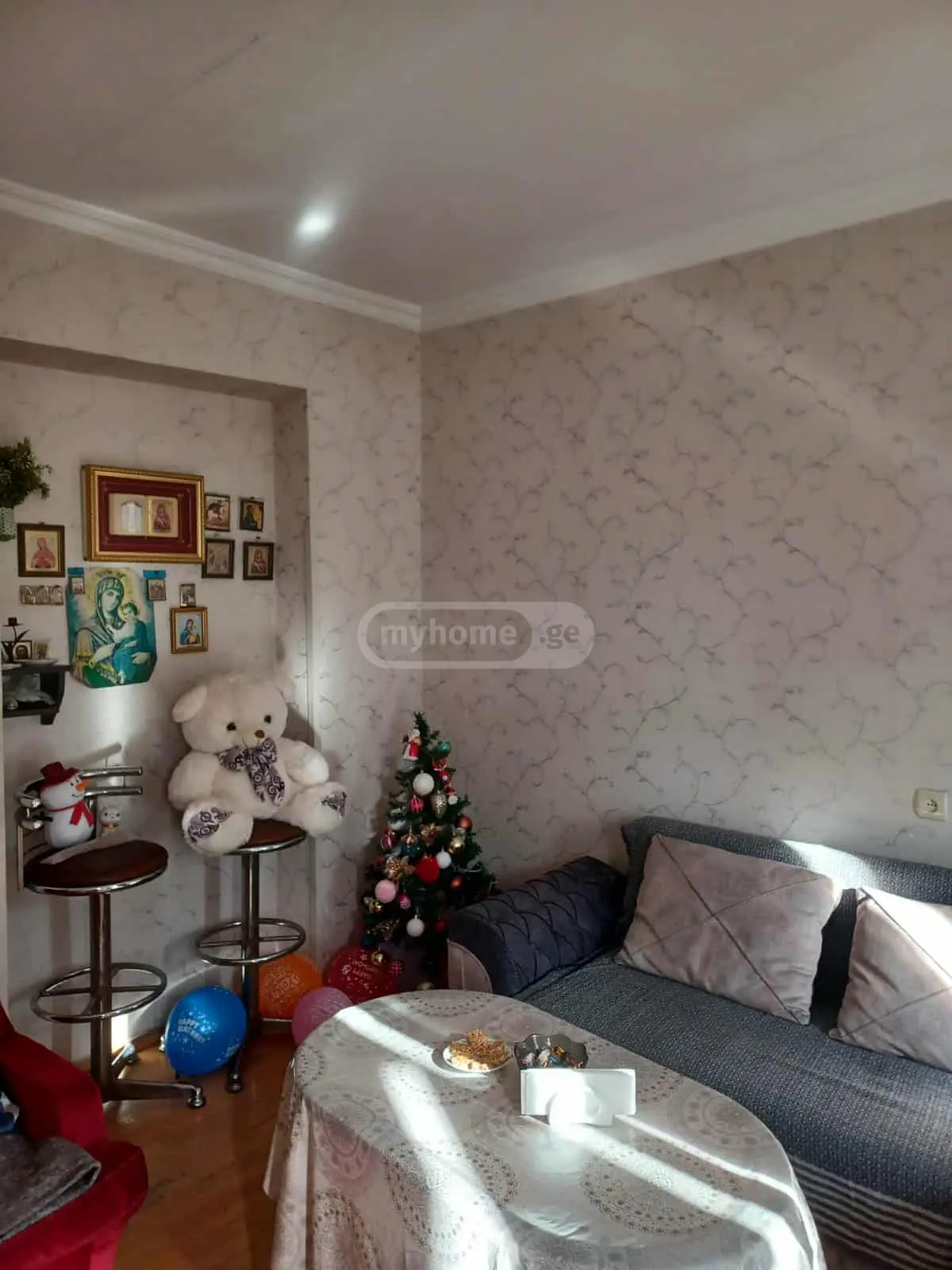  იყიდება 2 ოთახიანი  ბინა საბურთალოზე  დოლიძის ქუჩაზე 