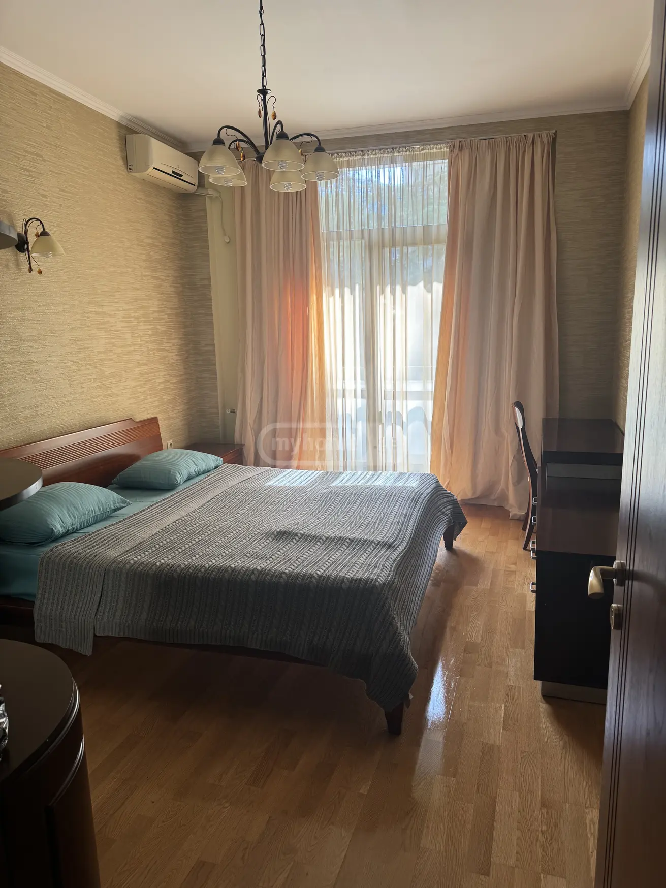  For Rent 4 room  Apartment in Vake dist.  in I. Chavchavadze Ave. 