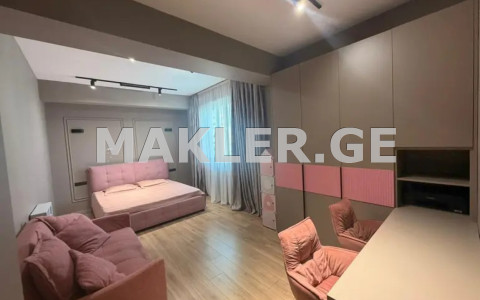  ქირავდება 3 ოთახიანი  ბინა საბურთალოზე  ანა პოლიტკოვსკაიას ქუჩაზე 