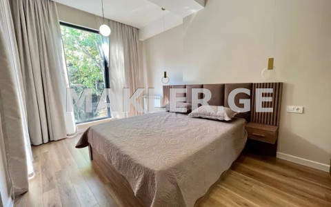  ქირავდება 3 ოთახიანი  ბინა საბურთალოზე  ქავთარაძის ქუჩაზე 