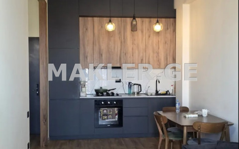  Продается 2 комнатная  Квартира в Ваке  На Ул. Паата Датуашвили 