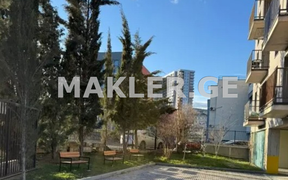  Satılık 2   Daire in Saburtalo dist.  in Alexander Ioseliani st 