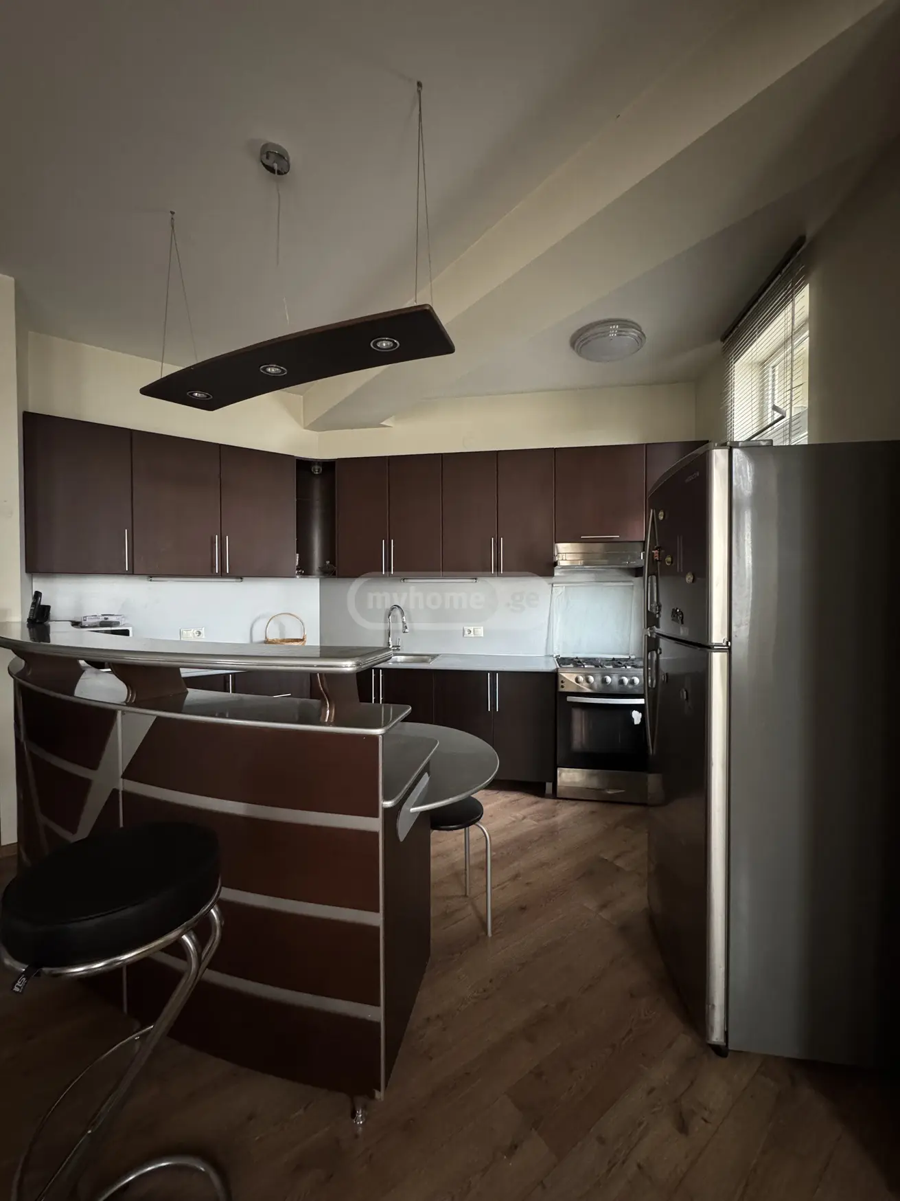  出租 3 room  公寓 萨布尔塔洛区  in Panaskertel-Tsitsishvilii st. 