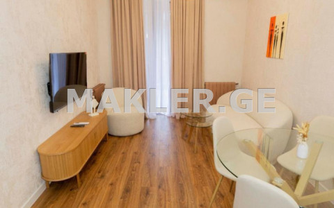  Продается 2 комнатная  Квартира в Сабуртало  на ул. Фермцерта 