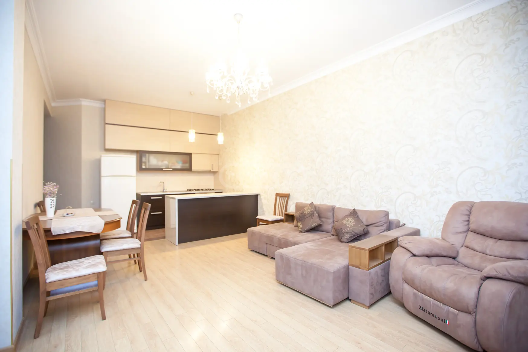  Kiralık 4   Daire in Vake dist.  Giorgi Danelia St 