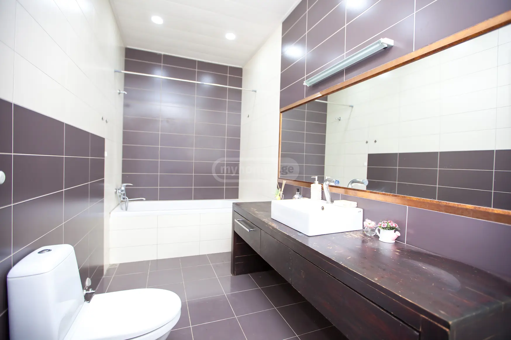  Kiralık 4   Daire in Vake dist.  Giorgi Danelia St 