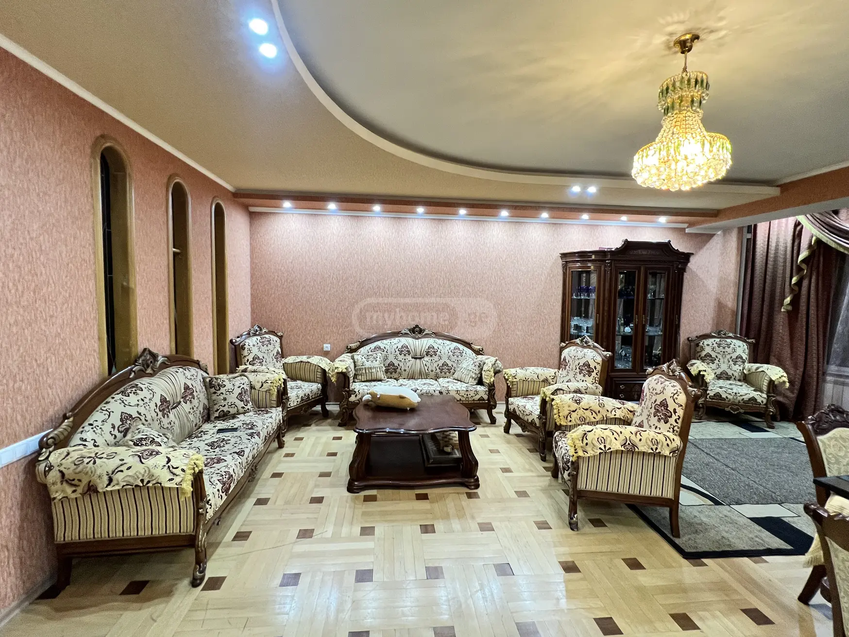  For Rent 5 room  Apartment in Saburtalo dist.  in Berbuki st. 