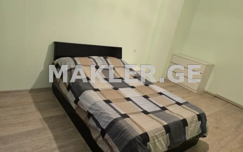  ქირავდება 3 ოთახიანი  ბინა ვერაზე  ქუჩიშვილის ქუჩაზე 