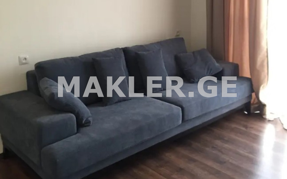  იყიდება 2 ოთახიანი  ბინა საბურთალოზე  ანა კალანდაძის ქუჩაზე 