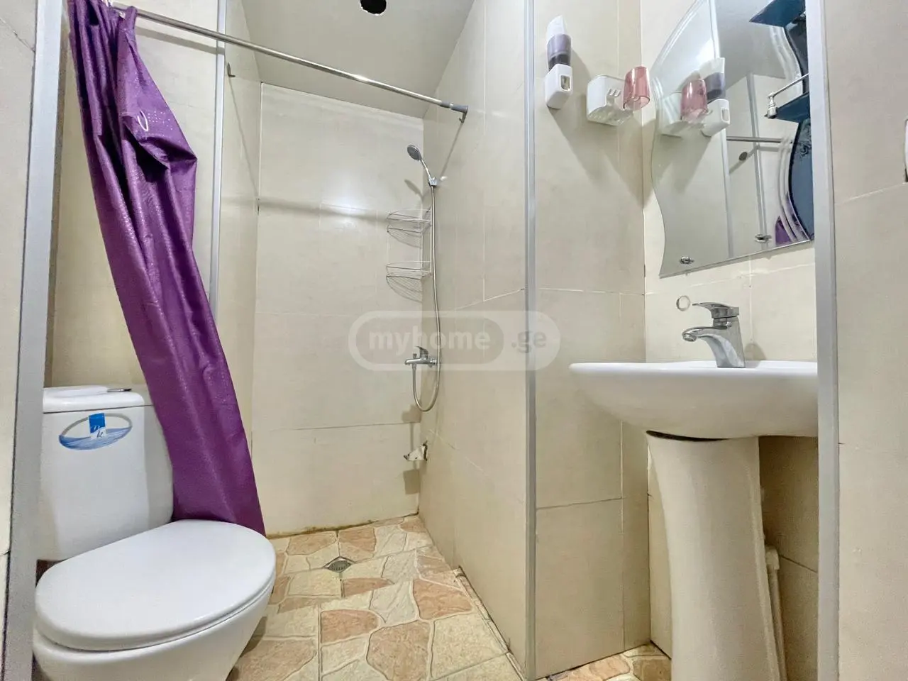  იყიდება 2 ოთახიანი  ბინა სოლოლაკში (ძველ თბილისში)  კ. აფხაზის ქუჩაზე 