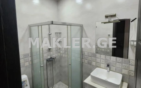  Satılık 2   Daire in Saburtalo dist.  in Bakhtrioni st. 