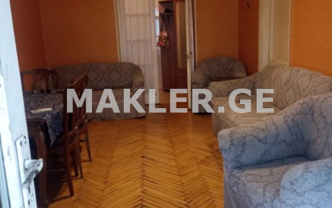  Satılık 3   Daire in Saburtalo dist.  in Gagarini St.. 