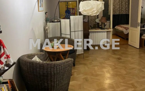  იყიდება 3 ოთახიანი  ბინა საბურთალოზე  ვაჟა-ფშაველას გამზირზე 