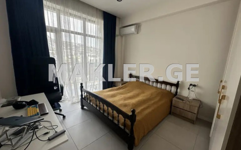  Сдаётся 4 комнатная  Квартира в Сабуртало  на ул. Канделаки 