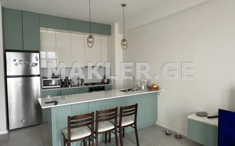  Сдаётся 4 комнатная  Квартира в Сабуртало  на ул. Канделаки 