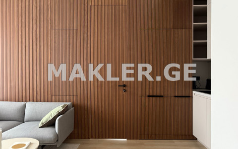  Продается 3 комнатная  Квартира в Сабуртало  на ул. Ана Политковская 