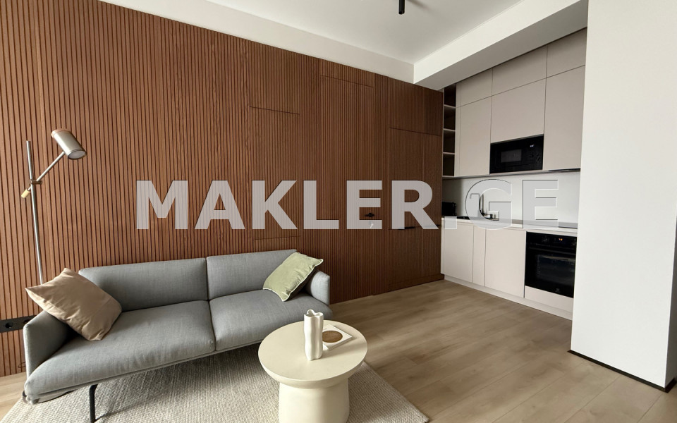  Продается 3 комнатная  Квартира в Сабуртало  на ул. Ана Политковская 