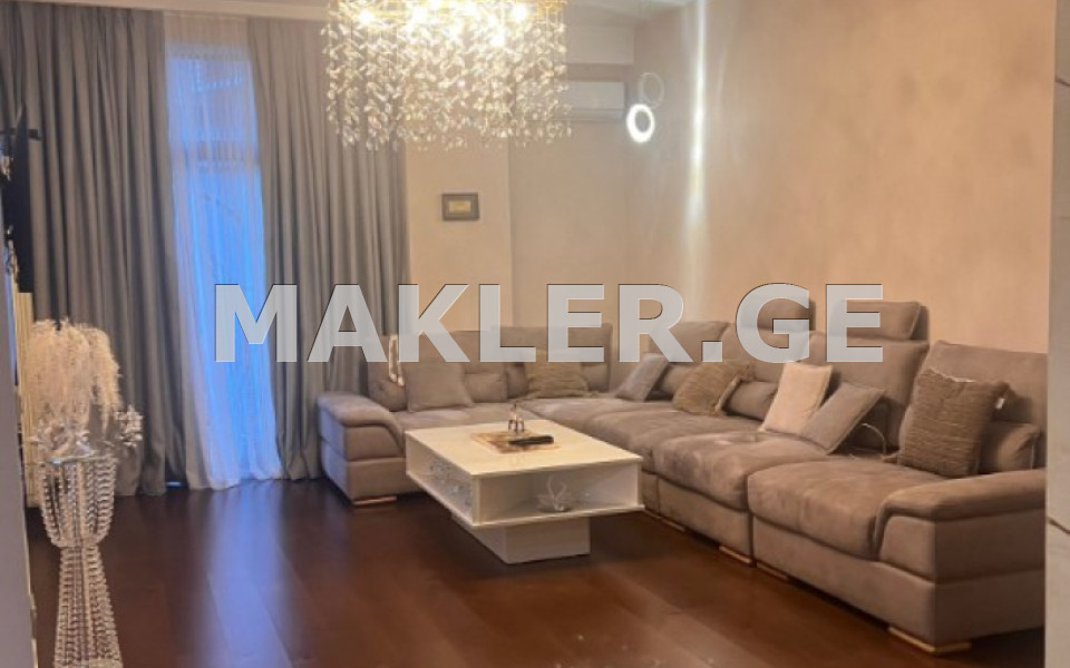  Продается 3 комнатная  Квартира в Ваке  на улю Гиорги Данелиа 