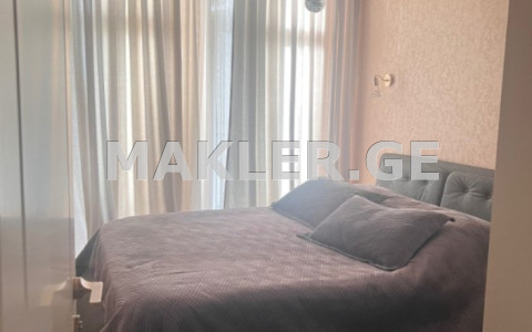  Продается 3 комнатная  Квартира в Ваке  на улю Гиорги Данелиа 