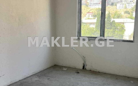  Продается 4 комнатная  Квартира в Сабуртало  на ул. Нуцубидзе 