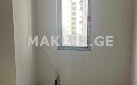  Продается 4 комнатная  Квартира в Сабуртало  на ул. Нуцубидзе 