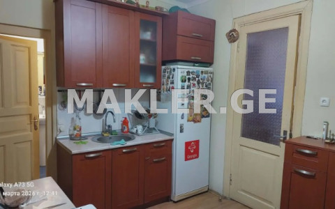  Satılık 4   Daire in Mtatsminda dist. (Old Tbilisi)  in Arsena st. 