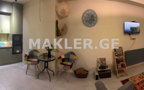  იყიდება 3 ოთახიანი  ბინა ორთაჭალაში  ნადიკვარის ქუჩაზე 