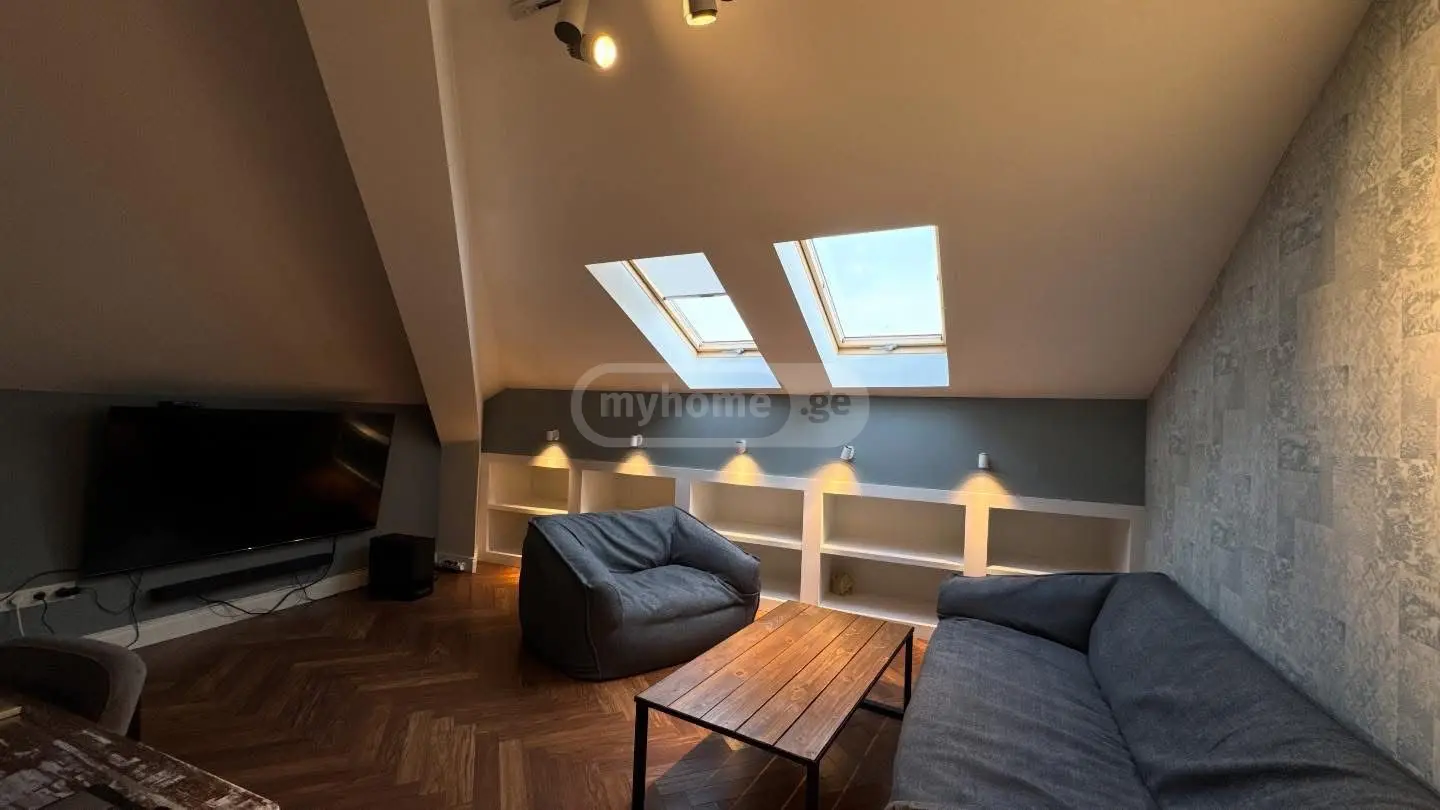  For Rent 5 room  Apartment in Vera dist.  in Gogebashvili st 