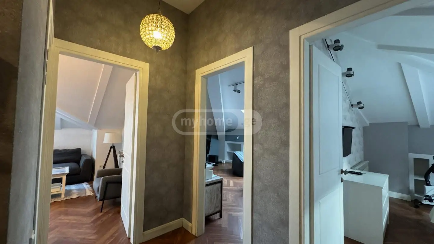  For Rent 5 room  Apartment in Vera dist.  in Gogebashvili st 