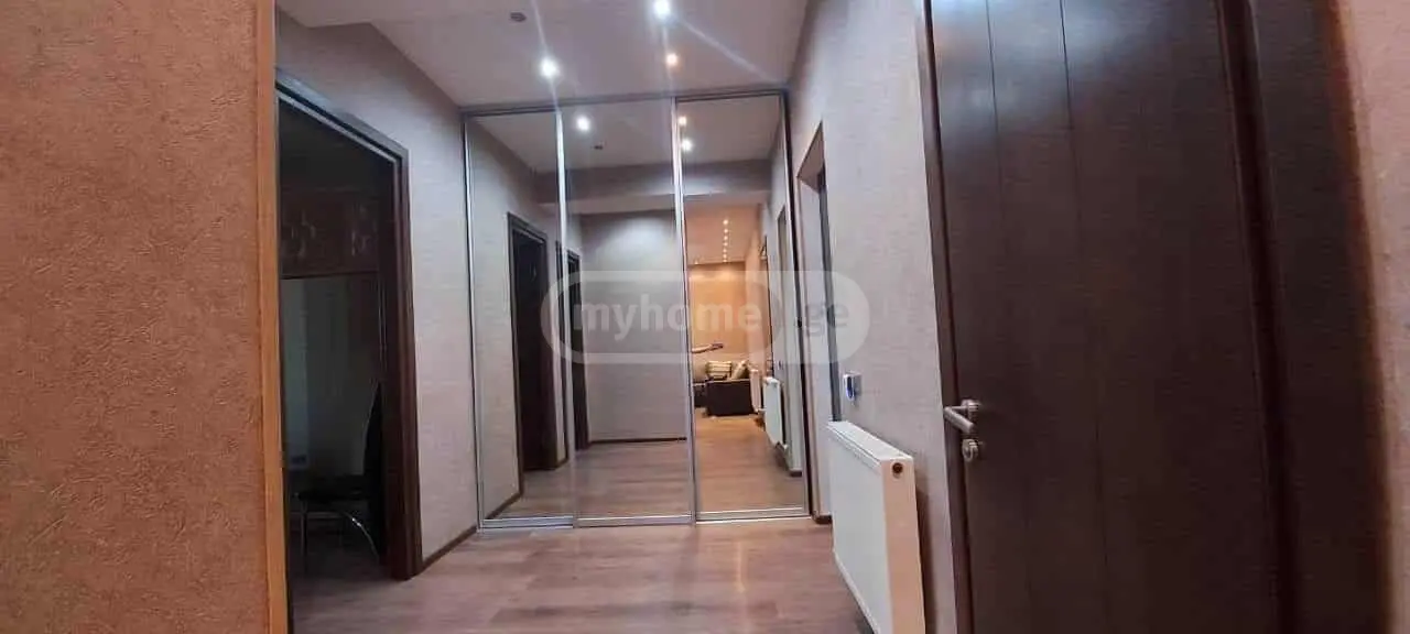  Kiralık 3   Daire in Saburtalo dist.  in Kavtaradze st. 