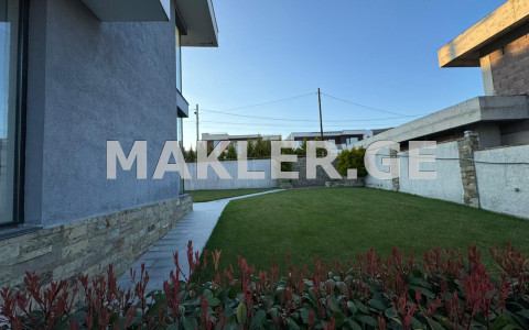  For Sale 560 m² space Private House in Saburtalo dist.