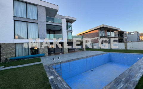  For Sale 560 m² space Private House in Saburtalo dist.