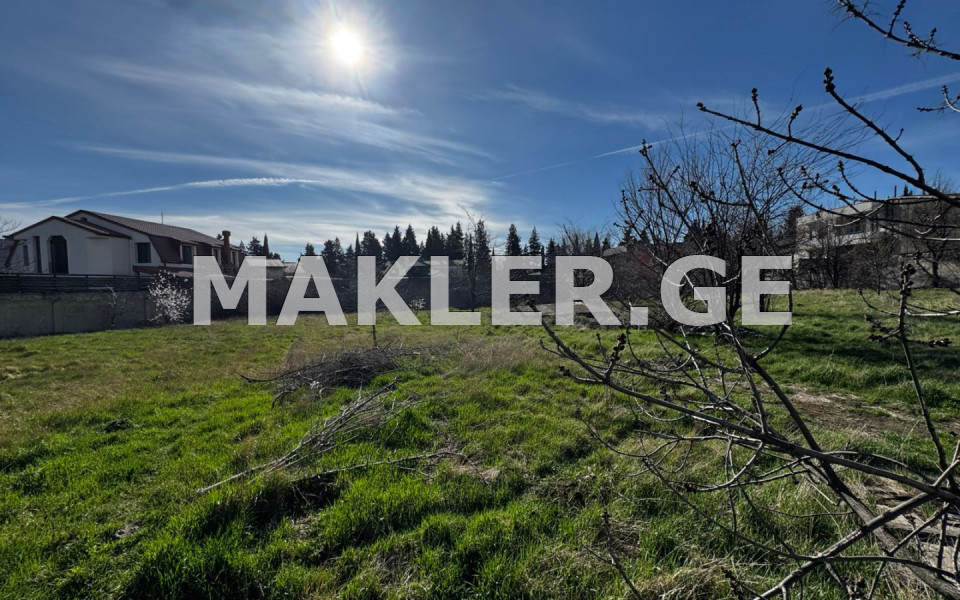  იყიდება 1550 m² ფართობის მიწა დიღომი 8-ში