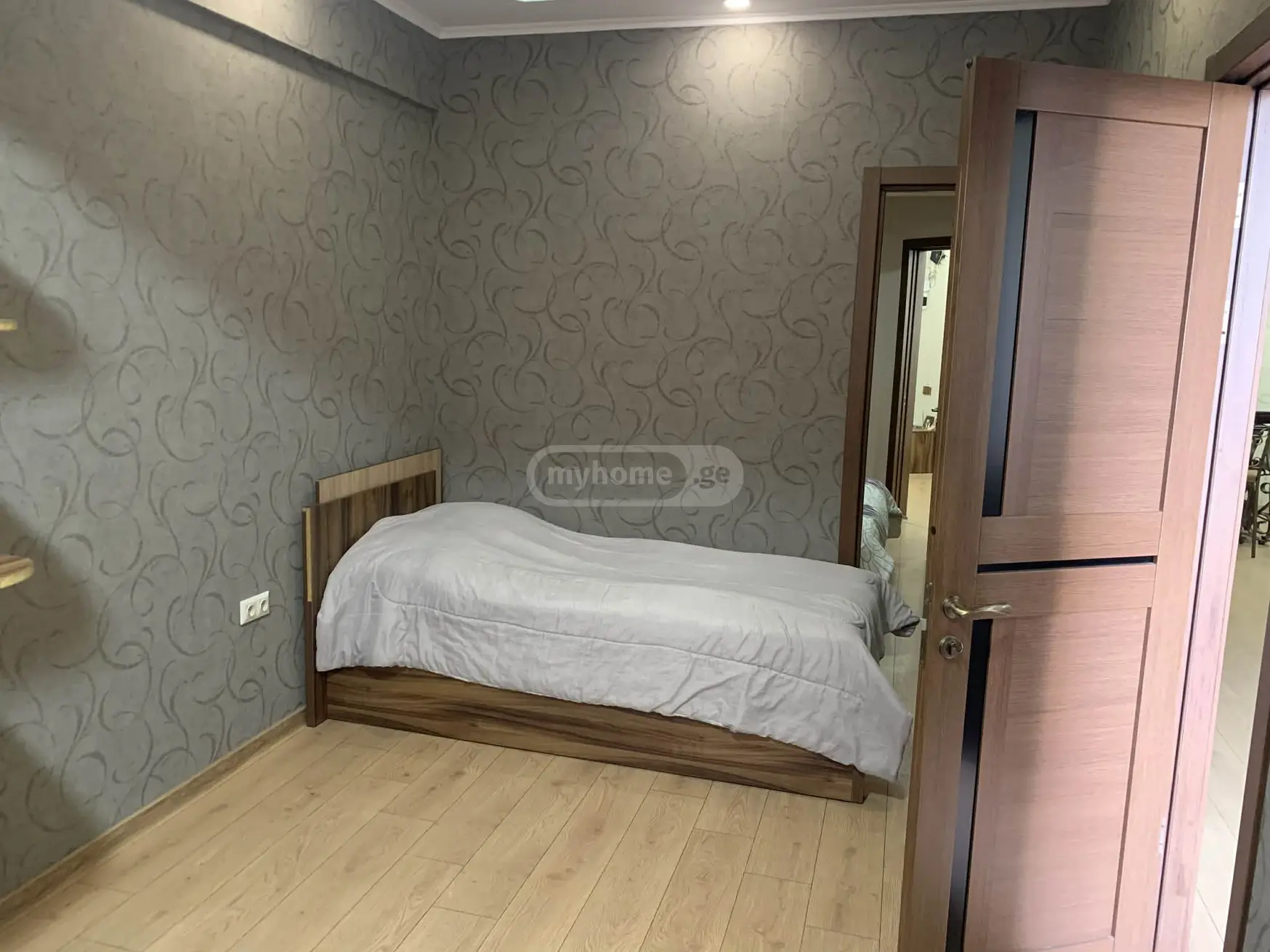  For Rent 3 room  Apartment in Saburtalo dist.  in O. Lortkipanodze st. 