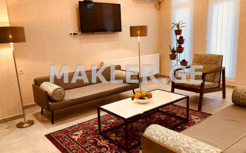  Satılık 777 m²  İşyeri in Digomi village