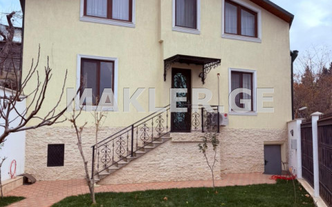  იყიდება 260 m² ფართობის საკუთარი სახლი ჩუღურეთის რაიონში  ტერენტი გრანელის ქუჩაზე 