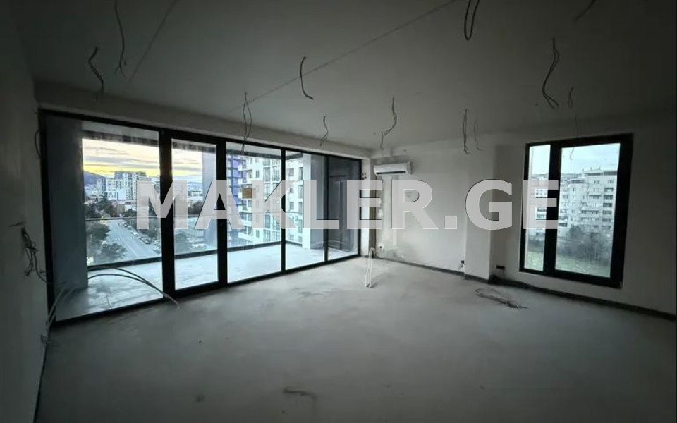  Продается 3 комнатная  Квартира в Исани  на ул. Бочорми 