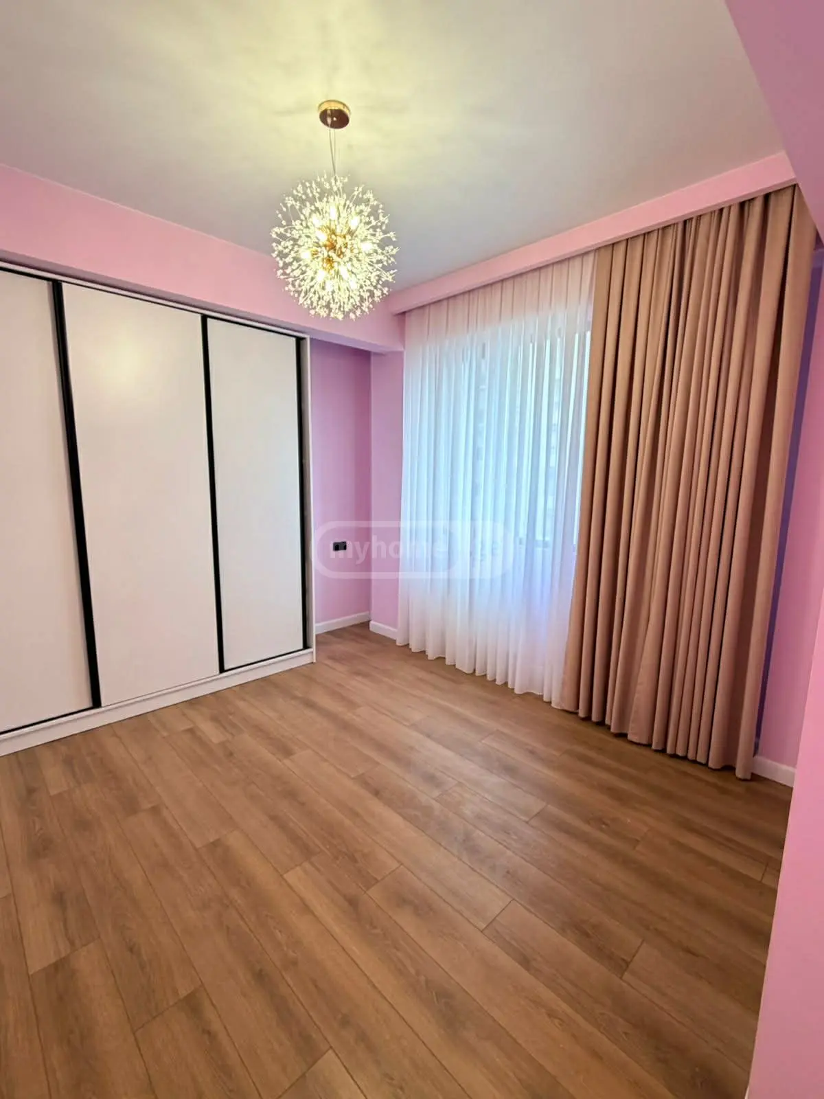  For Rent 3 room  Apartment in Saburtalo dist.  in Ana Politkovskaya st. 