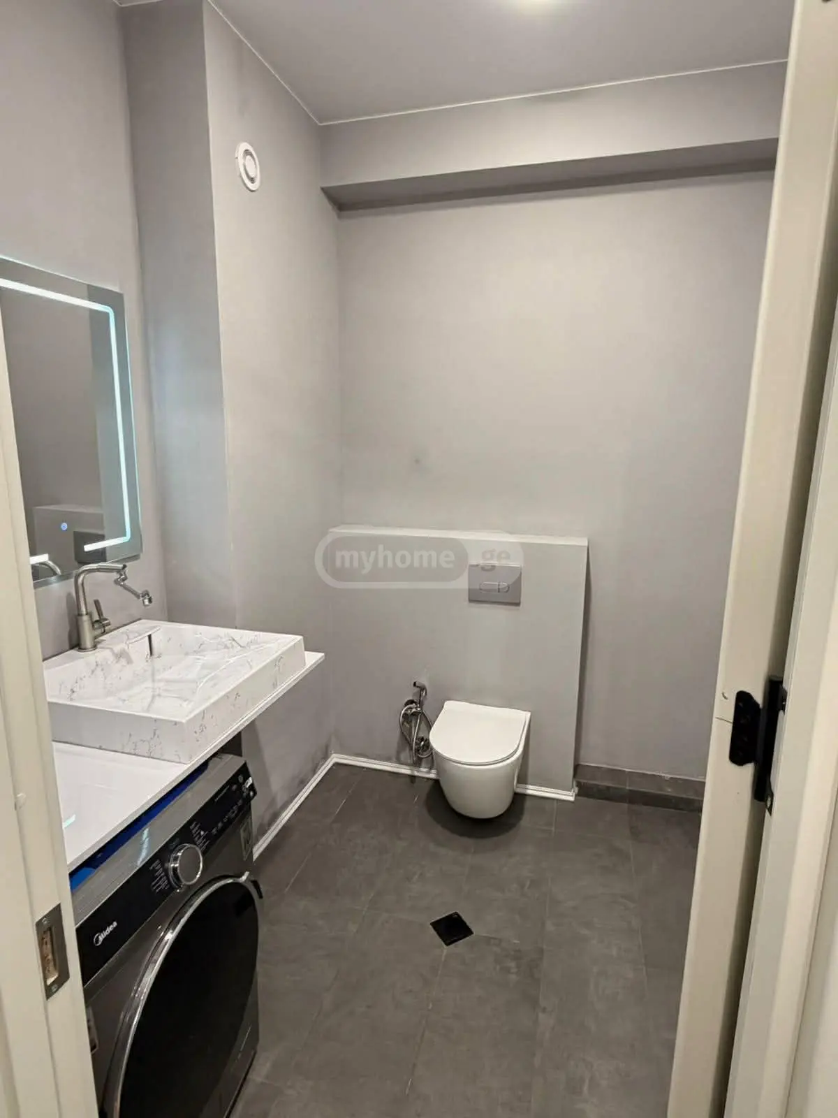  For Rent 3 room  Apartment in Saburtalo dist.  in Ana Politkovskaya st. 