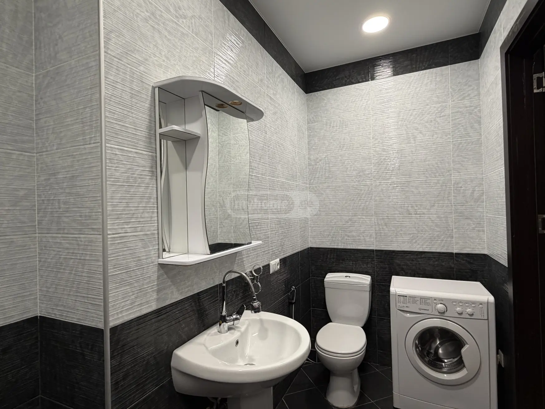  For Rent 3 room  Apartment in Saburtalo dist.  in M.Aleksidze st. 