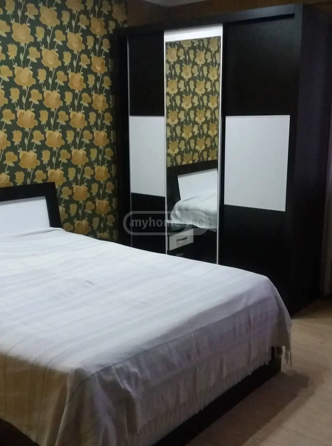  For Rent 4 room  Apartment in Saburtalo dist.  in Vazha-pshavela avenue 