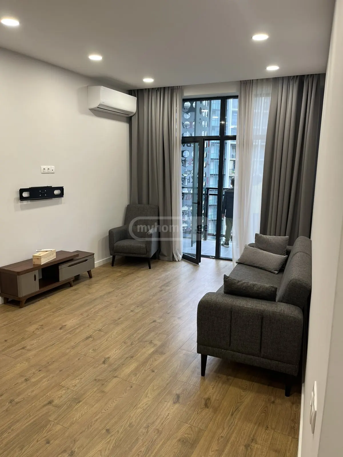  Kiralık 2   Daire in Saburtalo dist.  in Universiteti st. 